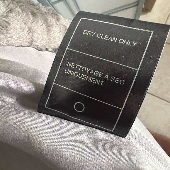 BB Dakota Faux Fur Jacket - Large - Picture 5 of 6